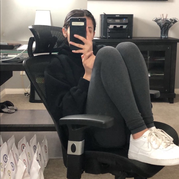 graphite lululemon leggings - Picture 2 of 2